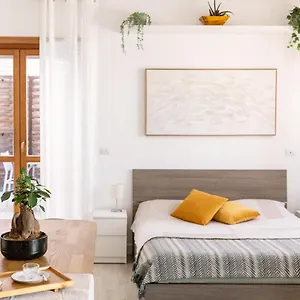 Loft Con Terrazzo - 3 Min Dalle Autostrade By Followgreenhouserome , Roma Italia